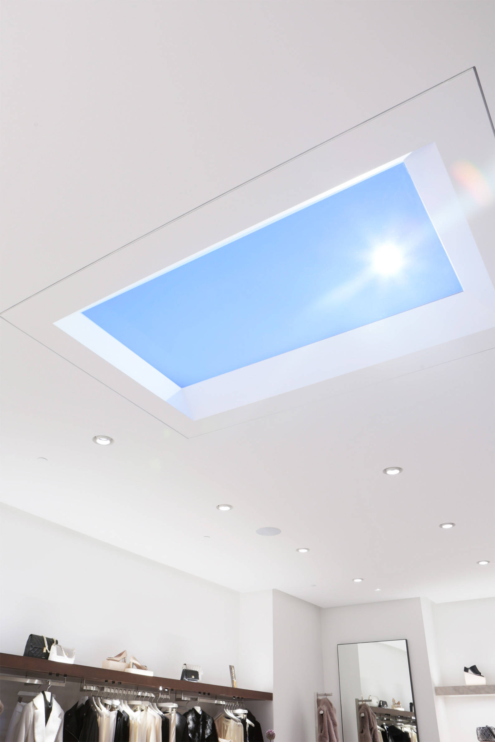 coelux retail_uterque_tienda piloto