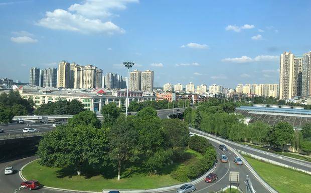 中国科技之城，李白的出生地，还是四川第二大城市