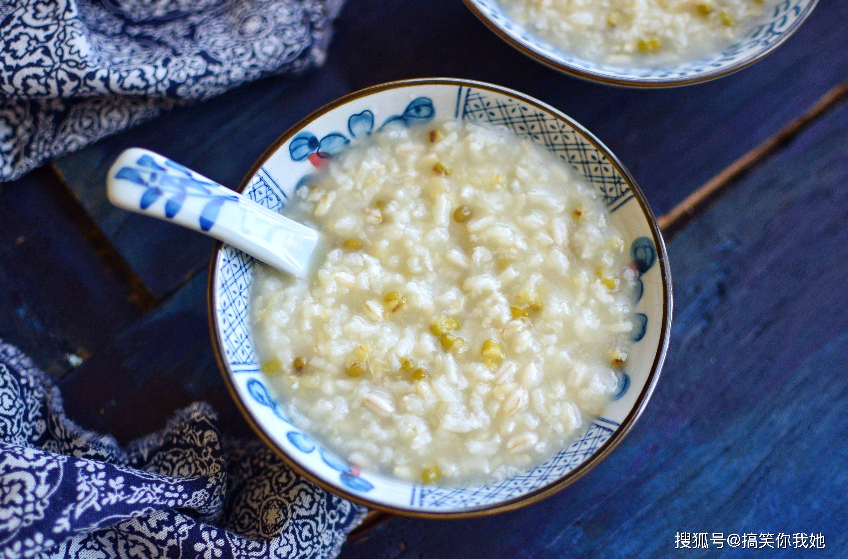 原创冬天早餐不知道吃啥试试这几款简单营养的粥吃完全身热乎乎的