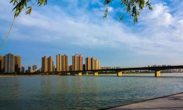 陕西投资11亿，建成西北最大的人工湖，景色完全不比西湖低