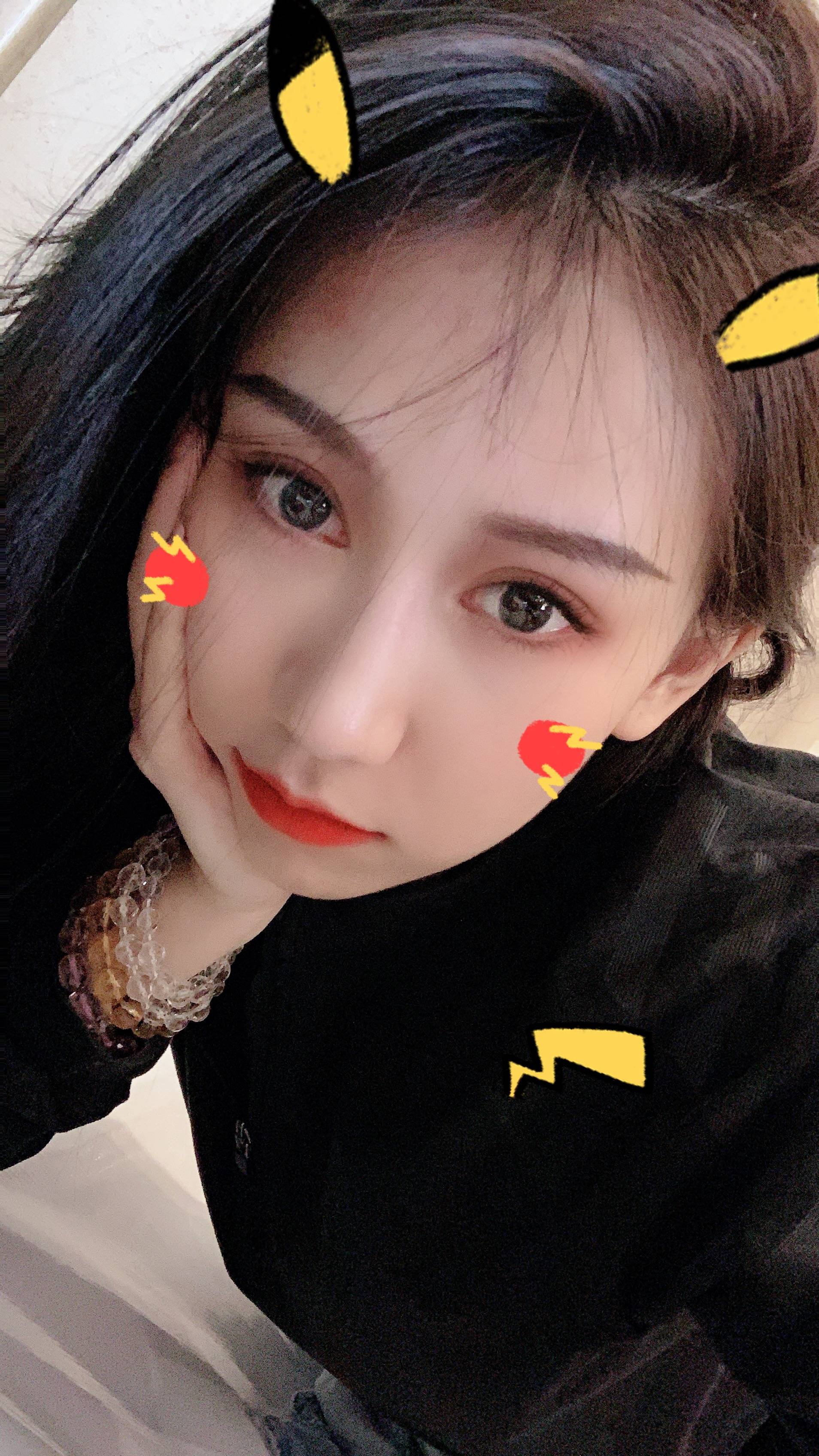 在现今不断发展的娱乐圈当中,不光有那些老演员的存在,还有很多新人们