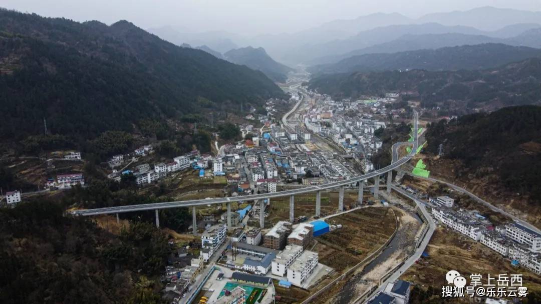 318国道岳西段来榜大桥今日通车!