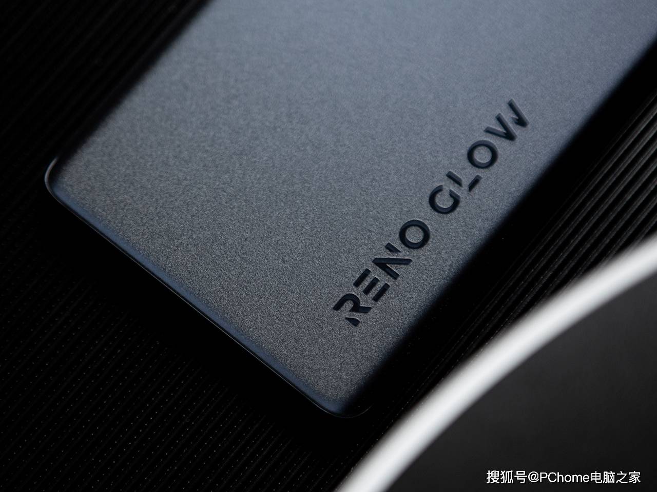 进行|闪电启动随时酣战 Reno5 Pro+畅爽游戏拒绝等待