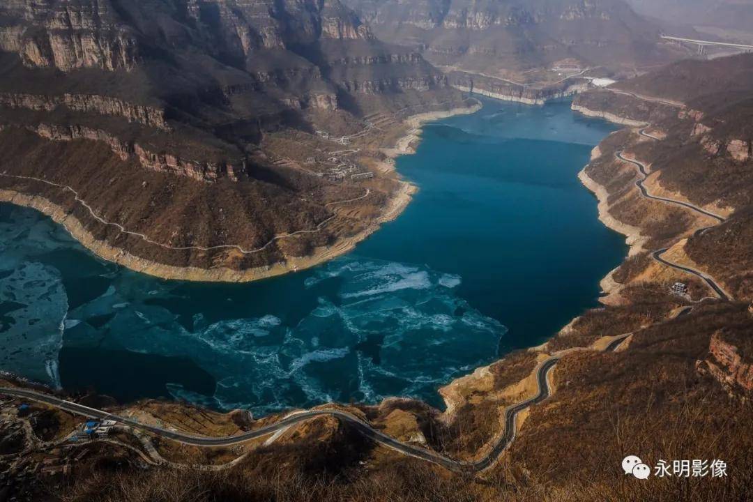 冬拍平湖待圆梦 倒映高峡有美景——太行平湖全景作品欣赏