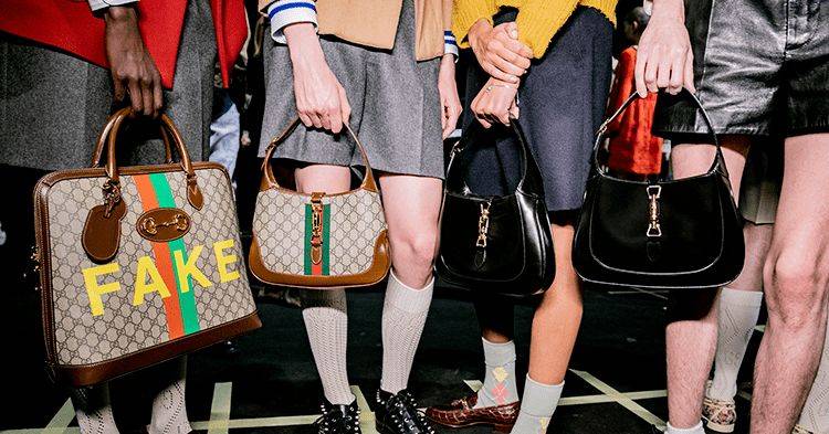 ˭���������?Lisa�������ֲݵ��⼸��,������2021��Ĵ󱬿�