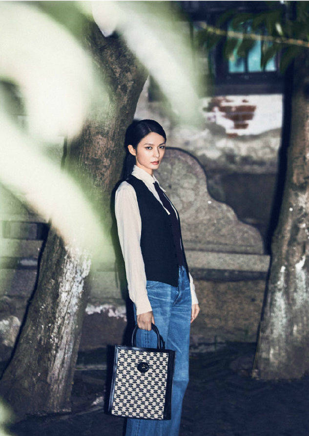 ˭���������?Lisa�������ֲݵ��⼸��,������2021��Ĵ󱬿�