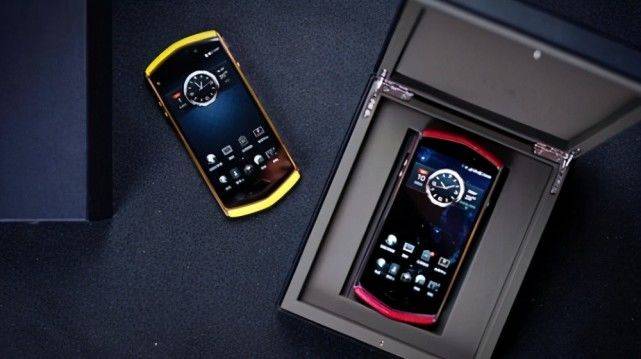 做手机的老板 d54964382dd14d36aa64dd38ce5ee820.jpeg