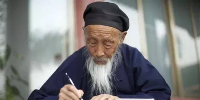 他隐居修行70年,预料到自己104岁将羽化,被称为"陆地神仙"
