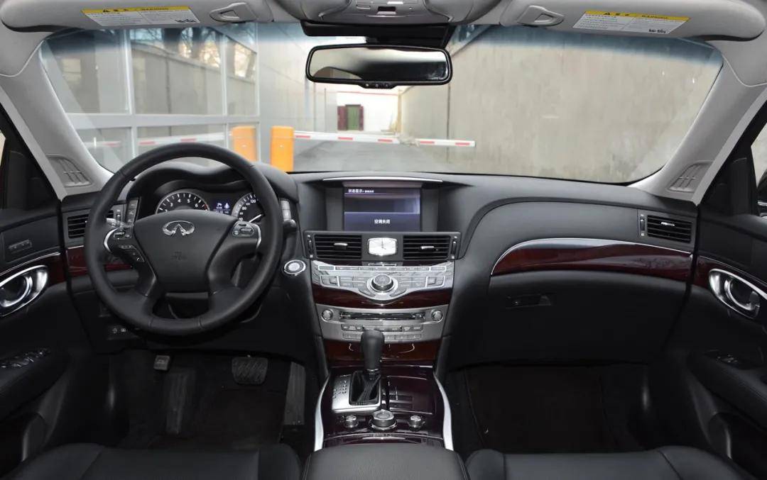 车长超5.1米,小众c级车英菲尼迪q70l