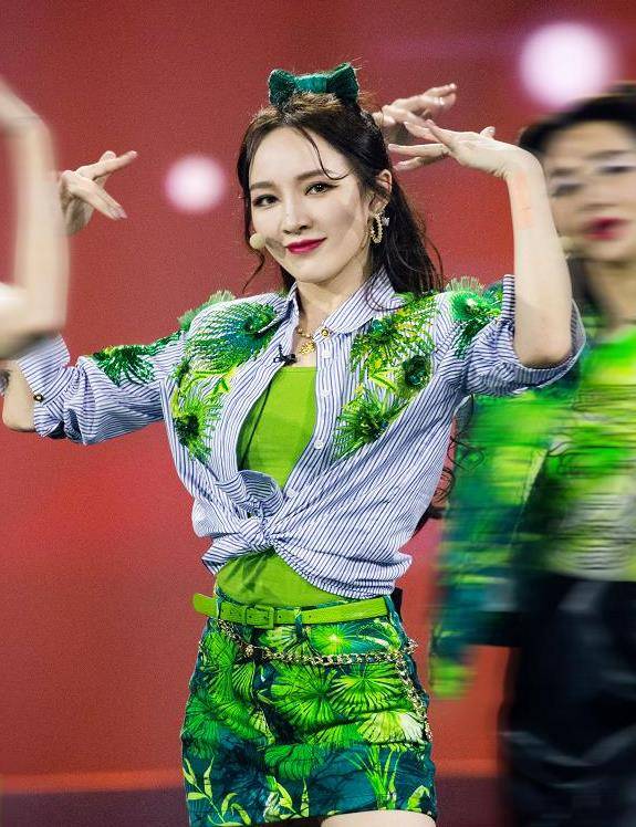 原创浪姐决赛大逆转伊能静垫底万茜仅排第2第1票数有争议