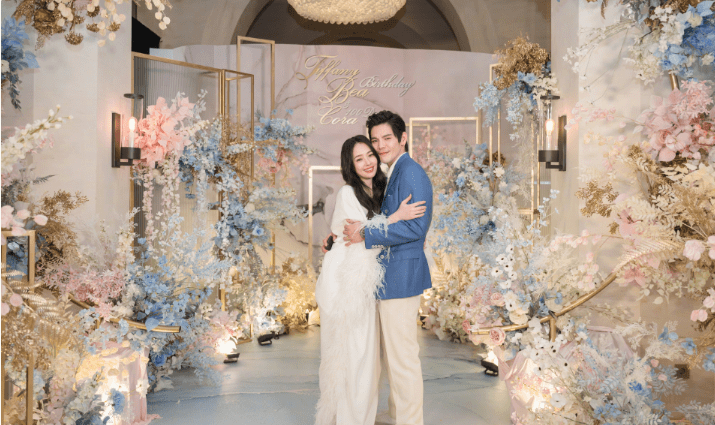 梦境交织，解析梦见别人的婚礼突然死了人，红事白事同办，众人佩戴白绫的深层含义