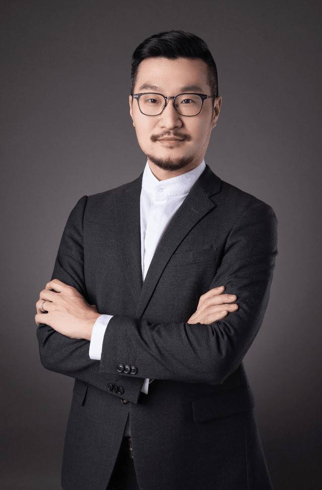 破圈超越 ZOL年度专访华硕电脑开放平台中国区总经理俞元麟_产品