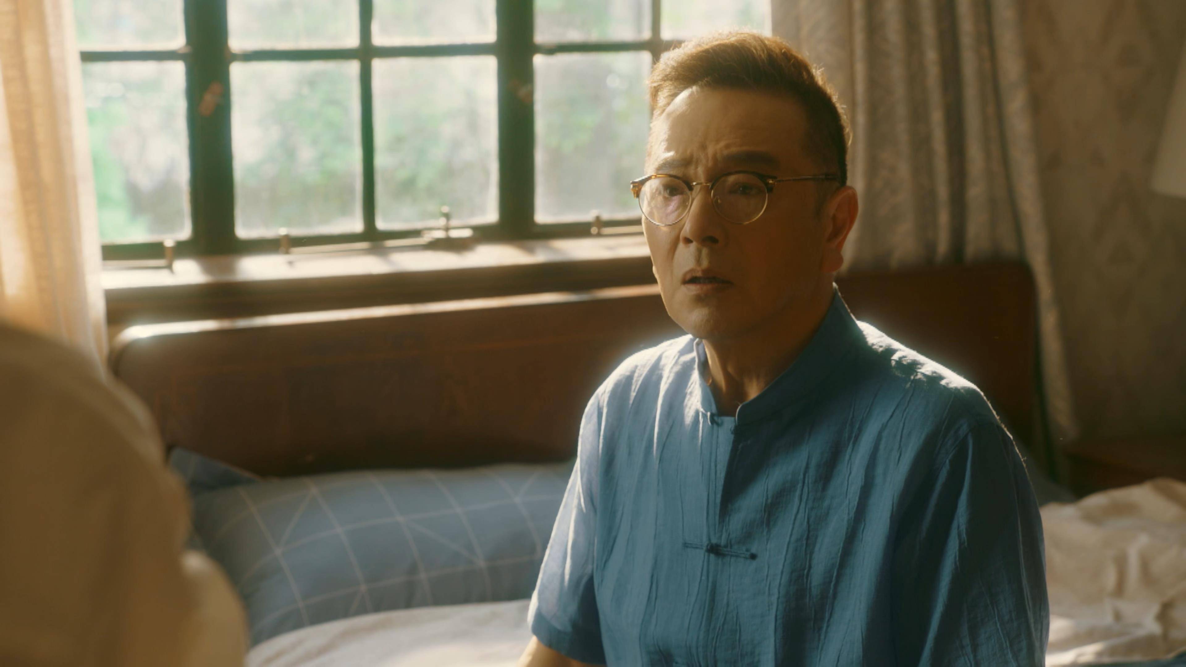 流金岁月叶总买下蒋家房子帮蒋父还完外债为何他还跳楼