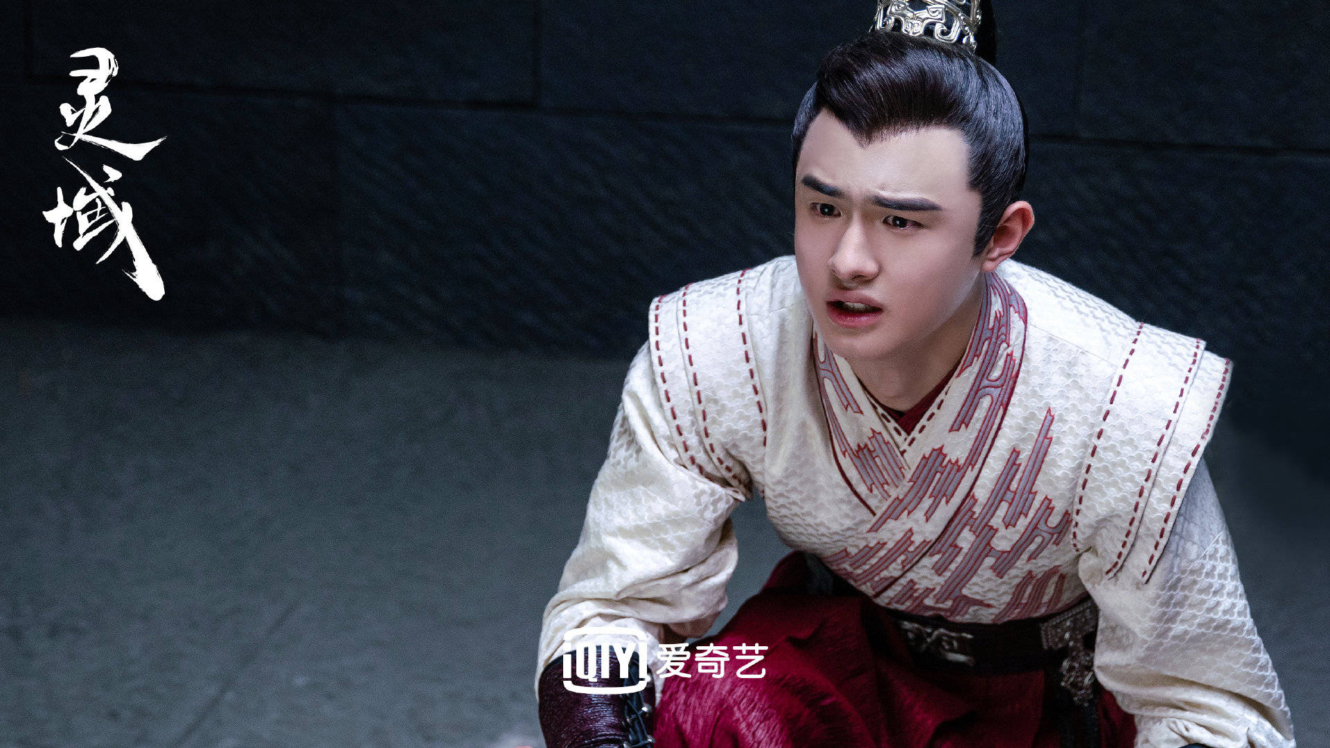 王一鸣是嘉行传媒一位18岁的新人演员,《灵域》是继热播剧《三生三世