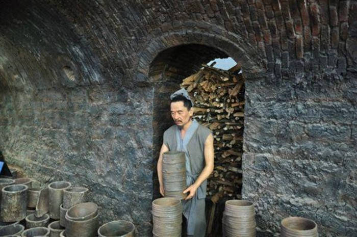 长沙这座古镇，因瓷器闻名海内外，被誉为“千年前的世界工厂”