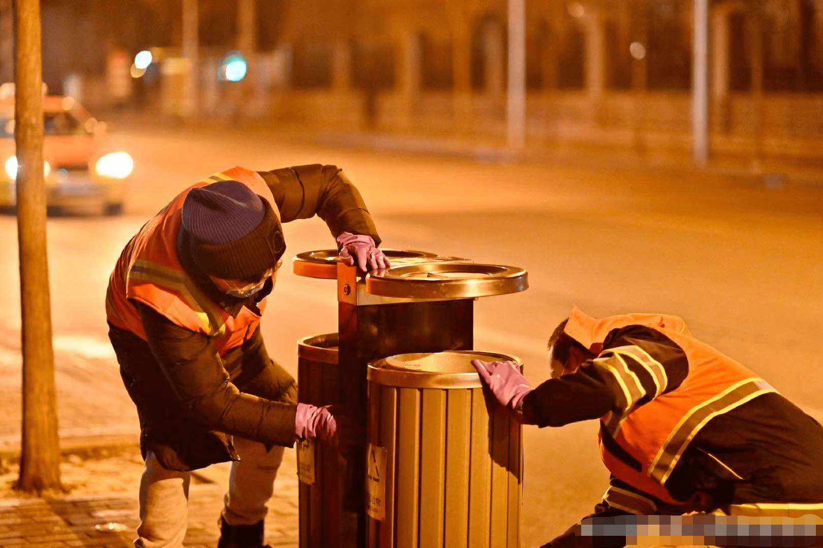 凌晨扫大街图片