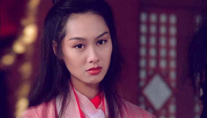 在川端康成的笔下,所有人的一颦一笑都成为了活的灵魂.