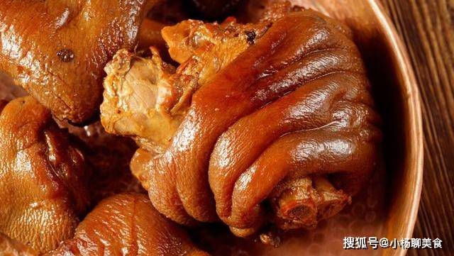 猪脚怎么弄得软烂脱骨 a3cb1511be30422982489d9540476ff1.jpeg