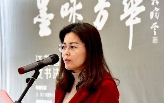 徐燕书法出手不凡,很是养眼,如此书功可压倒一大片书协大佬!_江苏