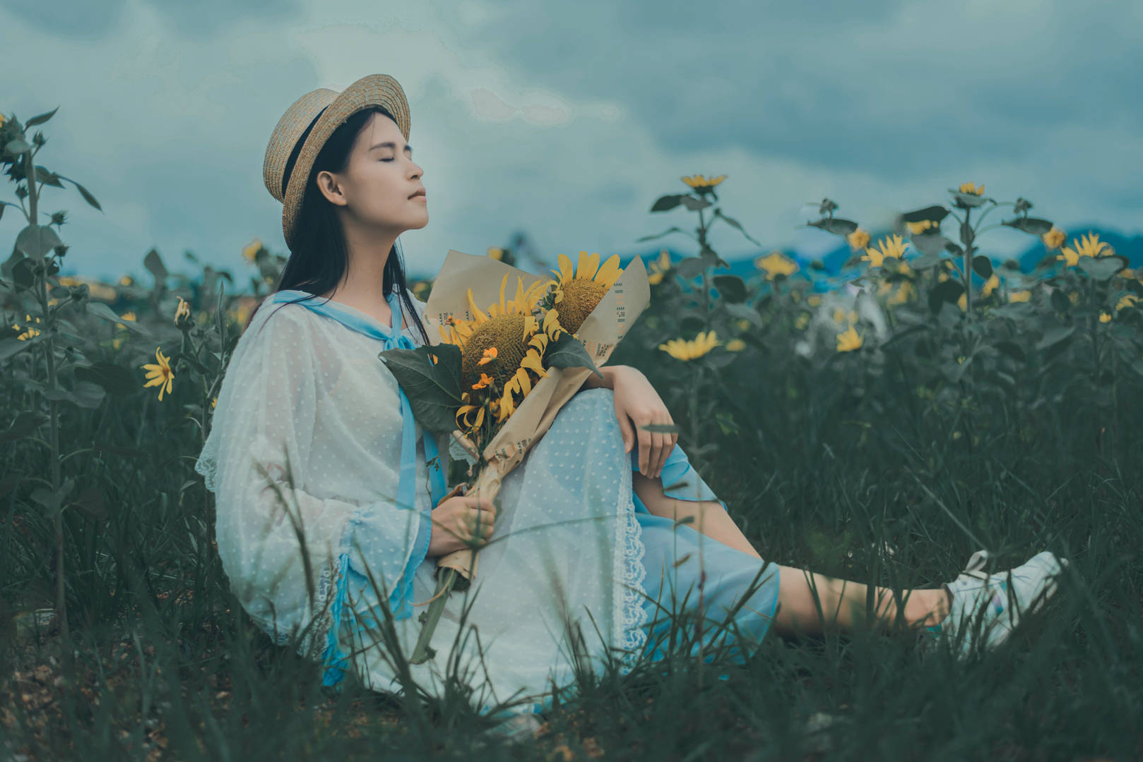 照片调色 | 滤镜分享,莫兰迪绿 | 最适合给女朋友拍照的风格