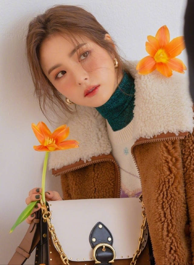 网飞新剧《run on》上线,女主申世景的妆容也太美了!