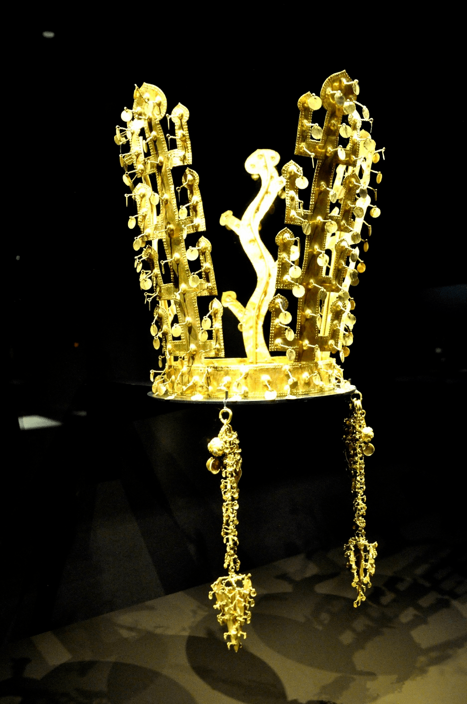 韩国也有金步摇王冠,一起看看韩国古代金饰有何不同