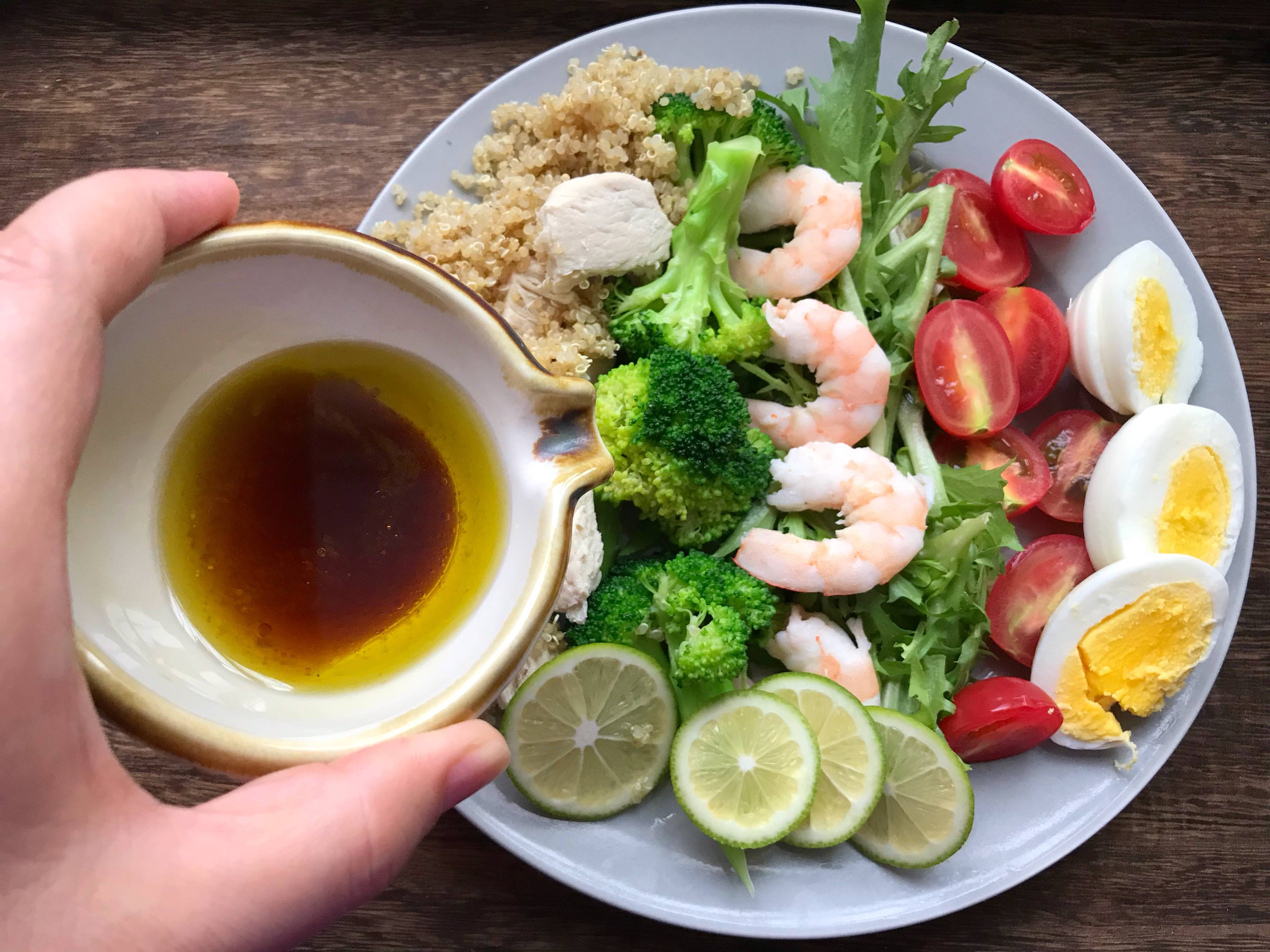 我的健康轻食早餐,简单易做,有肉有虾还有蛋,营养均衡不挨饿