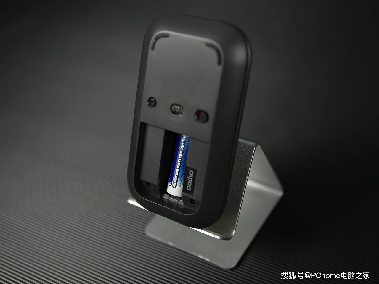 模式|商务精英办公利器 雷柏M700多模式无线鼠标评测