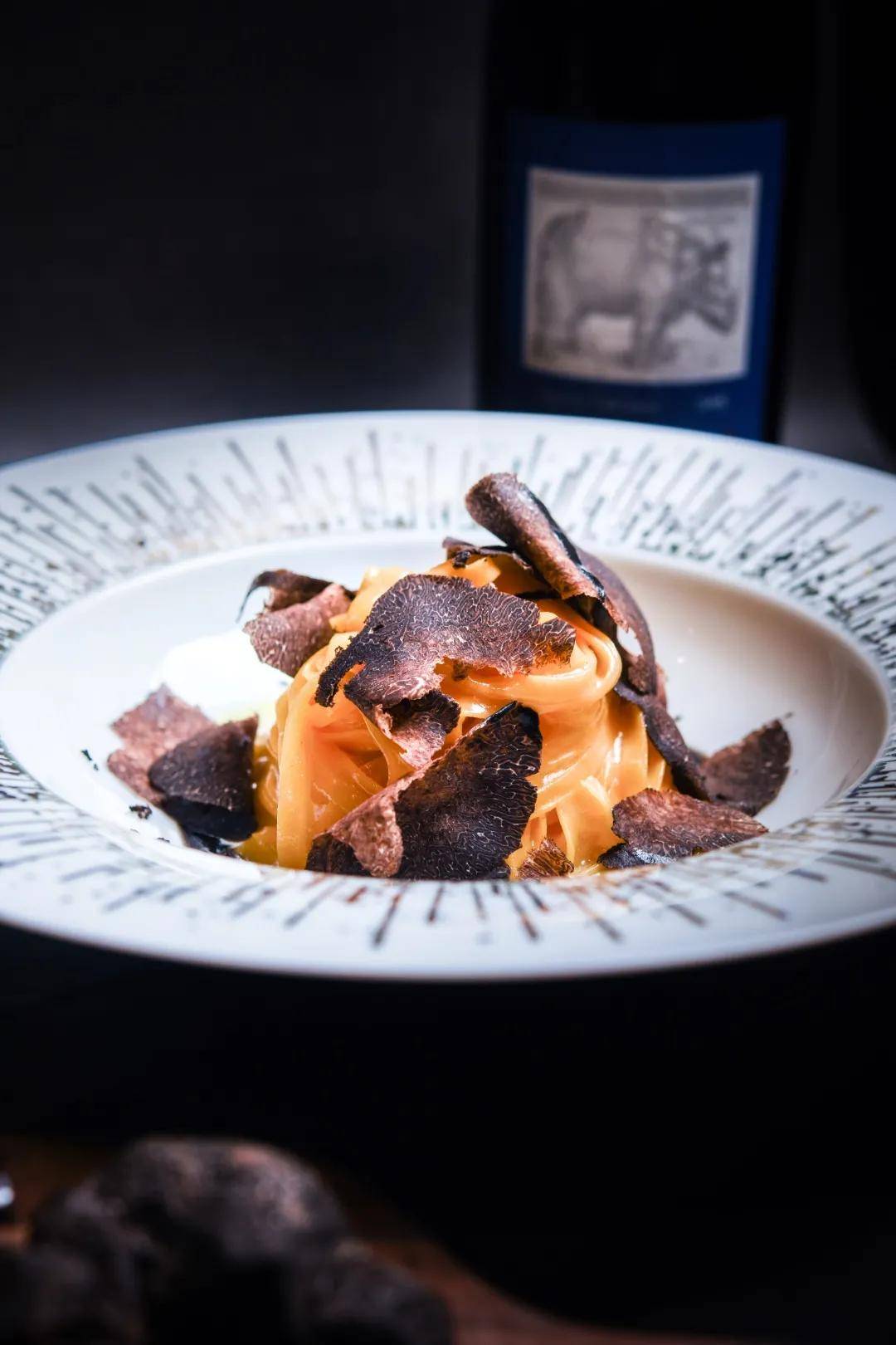 butter sauce parmigiano winter black truffletagliolini配黄油汁