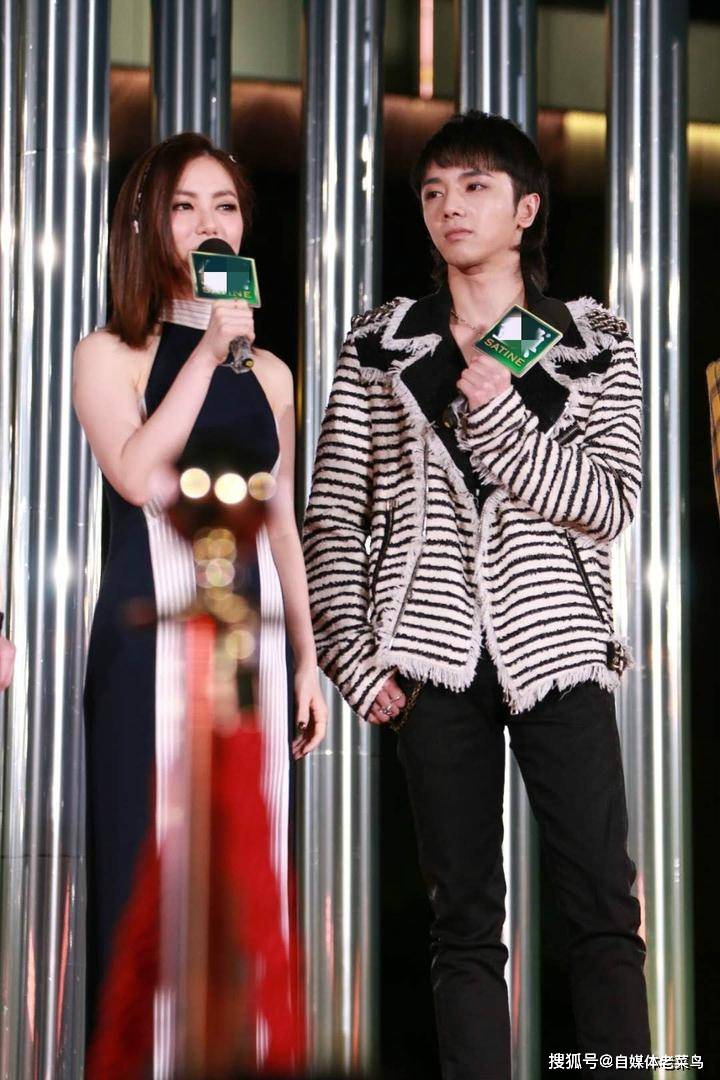 华晨宇与邓紫棋,由于各种原因分手,又是多少人的意难平