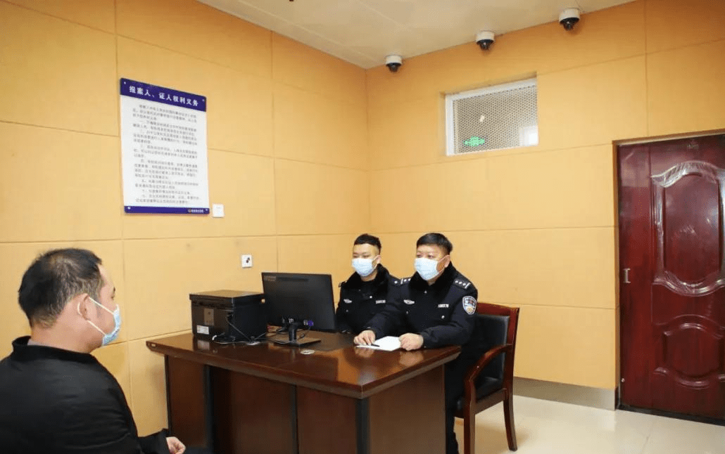 来看看这一派出所长啥样?