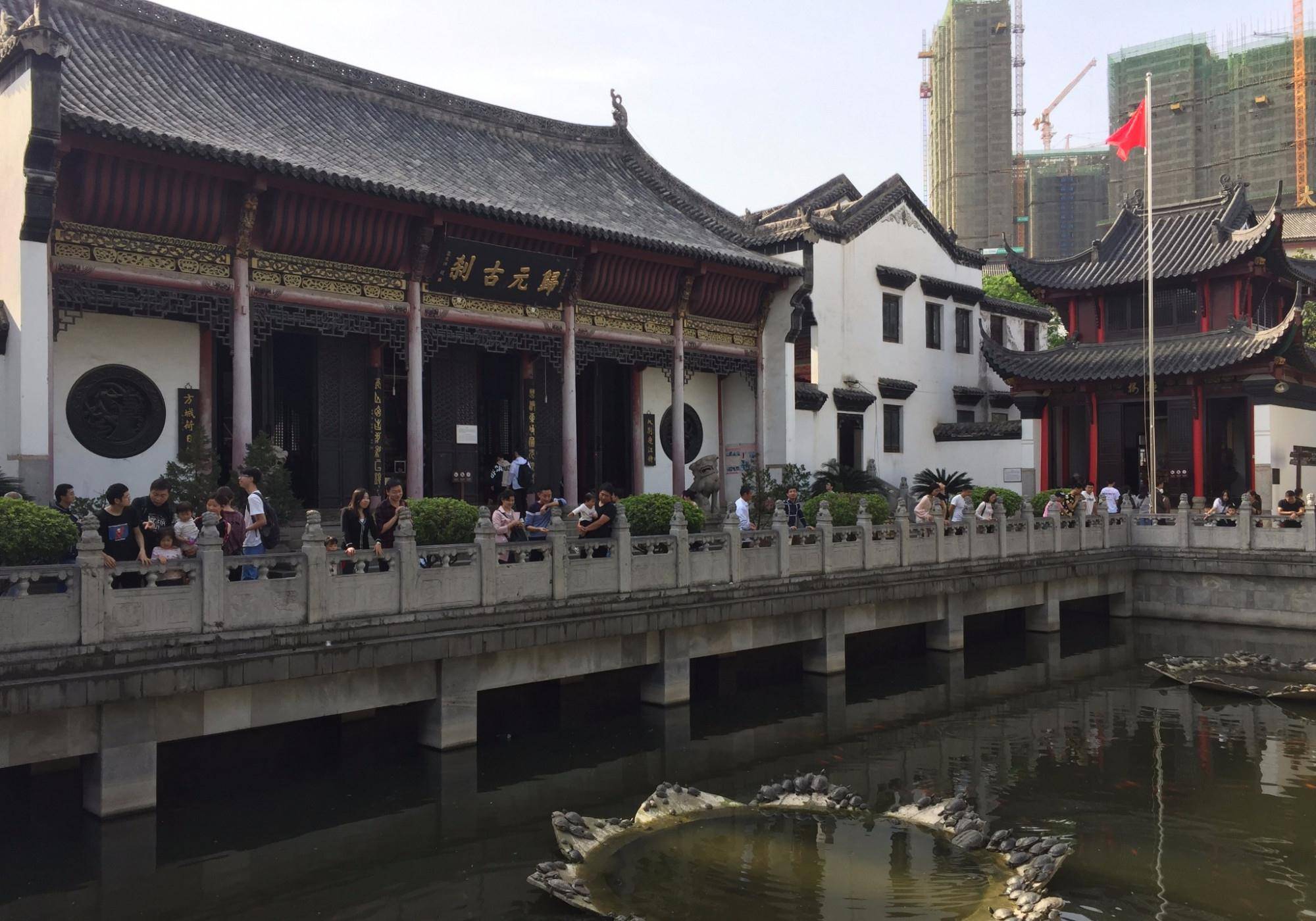 武汉一座充满古韵的寺庙，面积153亩，如今免费对外开放