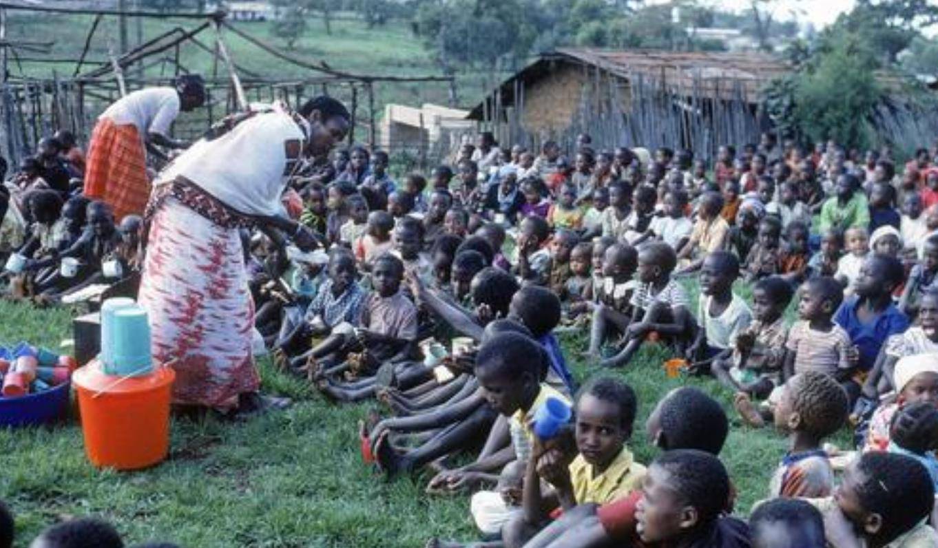 原创非洲600斤第一美人因追求者过多丈夫辞职回家守着妻子