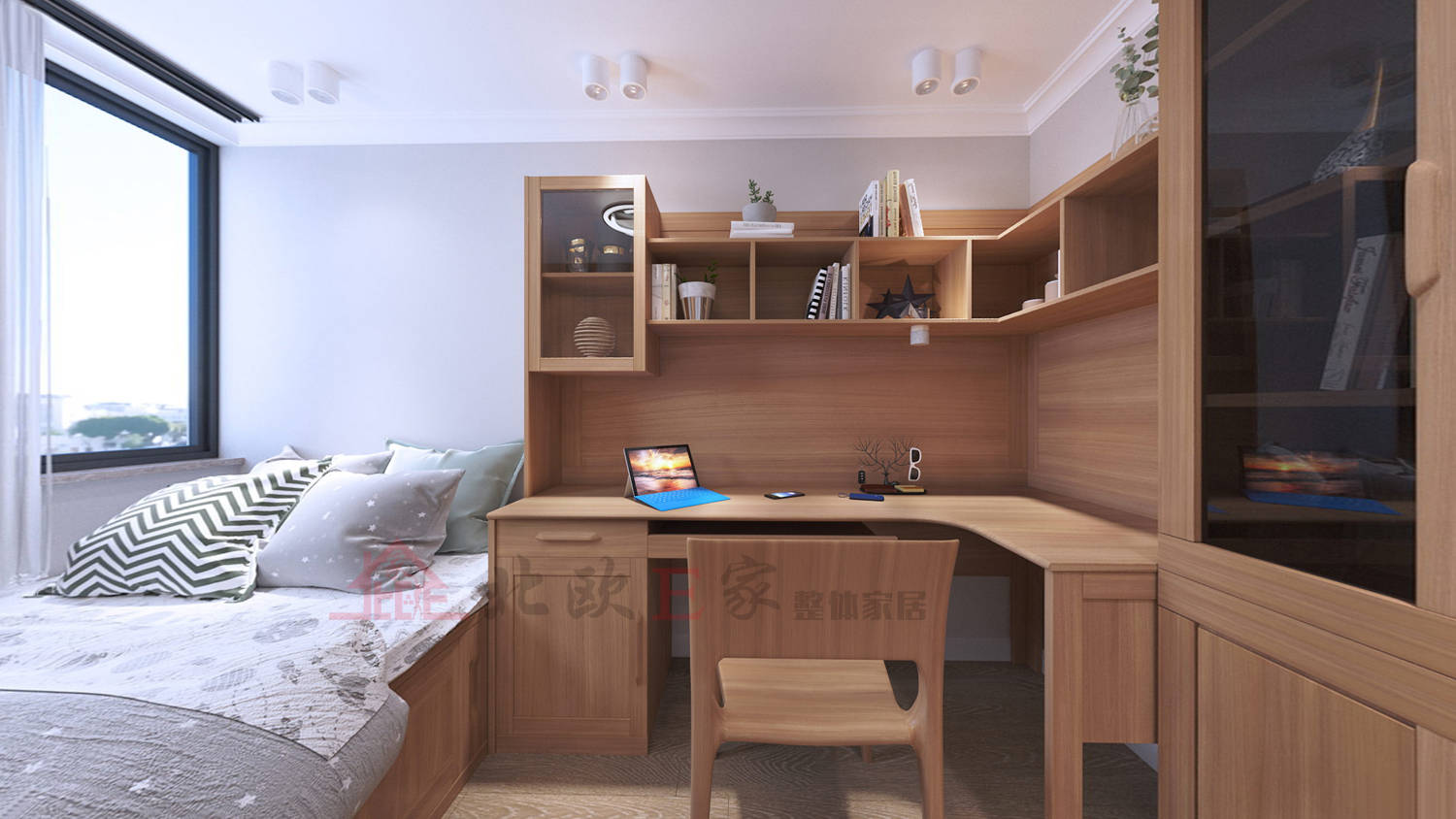 儿童房做的是榻榻米床,转角书桌书柜的设计,兼具实用性和美观度