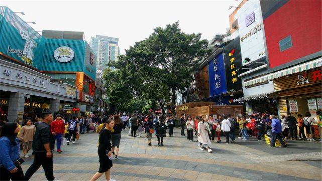 中国知名的8大步行街，繁华程度超乎想象，有你家乡吗？