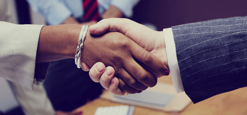 首控集团因债务纠纷面临清盘：败走港股 欲借科