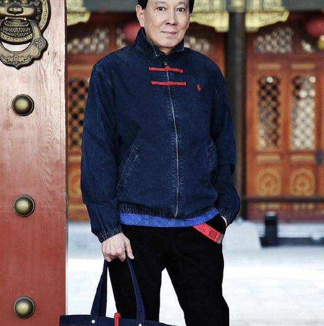 爸爸晒的衣服 18b4b8f7c75b48afabec3864ab61bbe6.jpeg