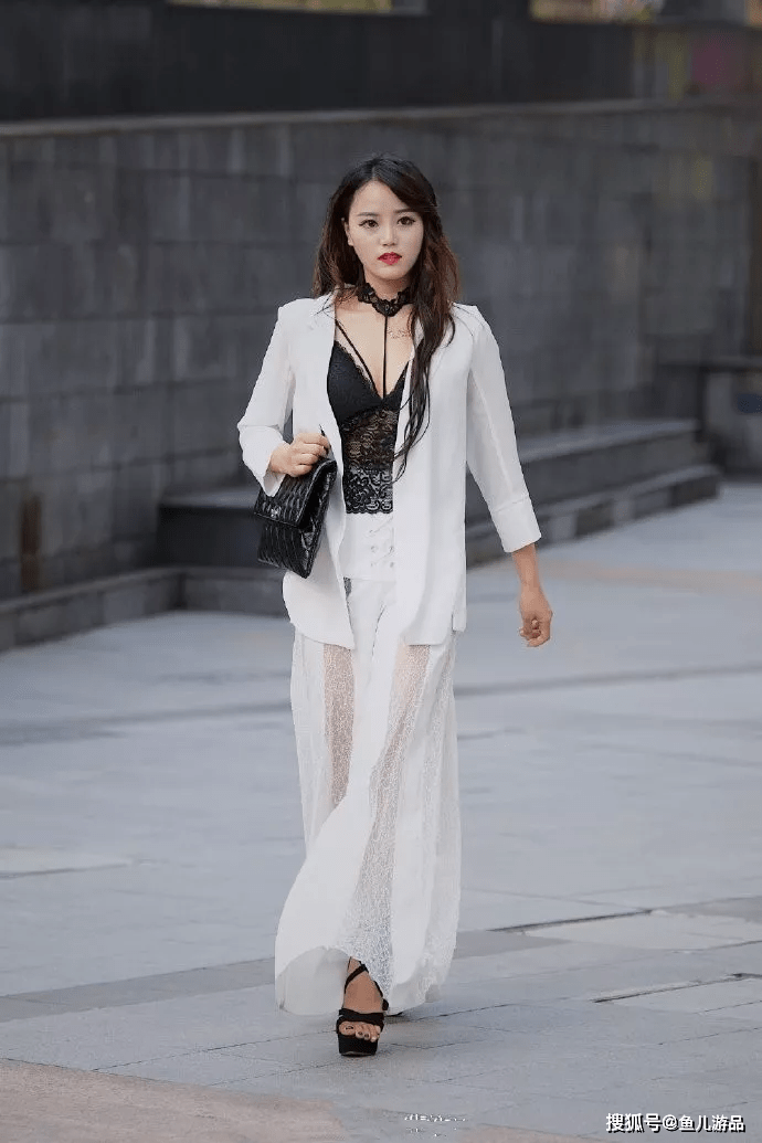 d57350c94da54422a7c28dc1751fad0e.png