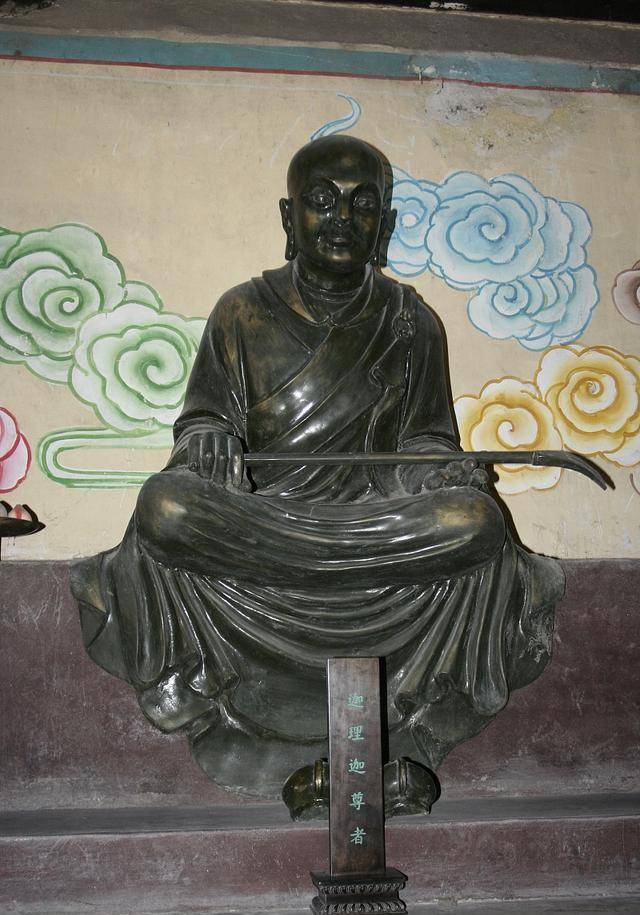 例如摩睺罗伽,阿罗迦摩罗,都是佛教中的神.