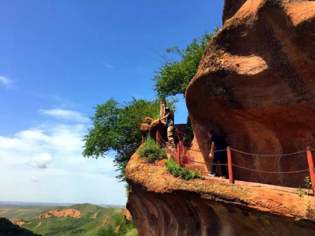 寧夏旅遊景點火石寨的美景._世界