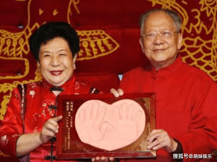 原创娱乐圈再传噩耗谢东母亲马增蕙去世谢东与侯宝林的关系仍是谜