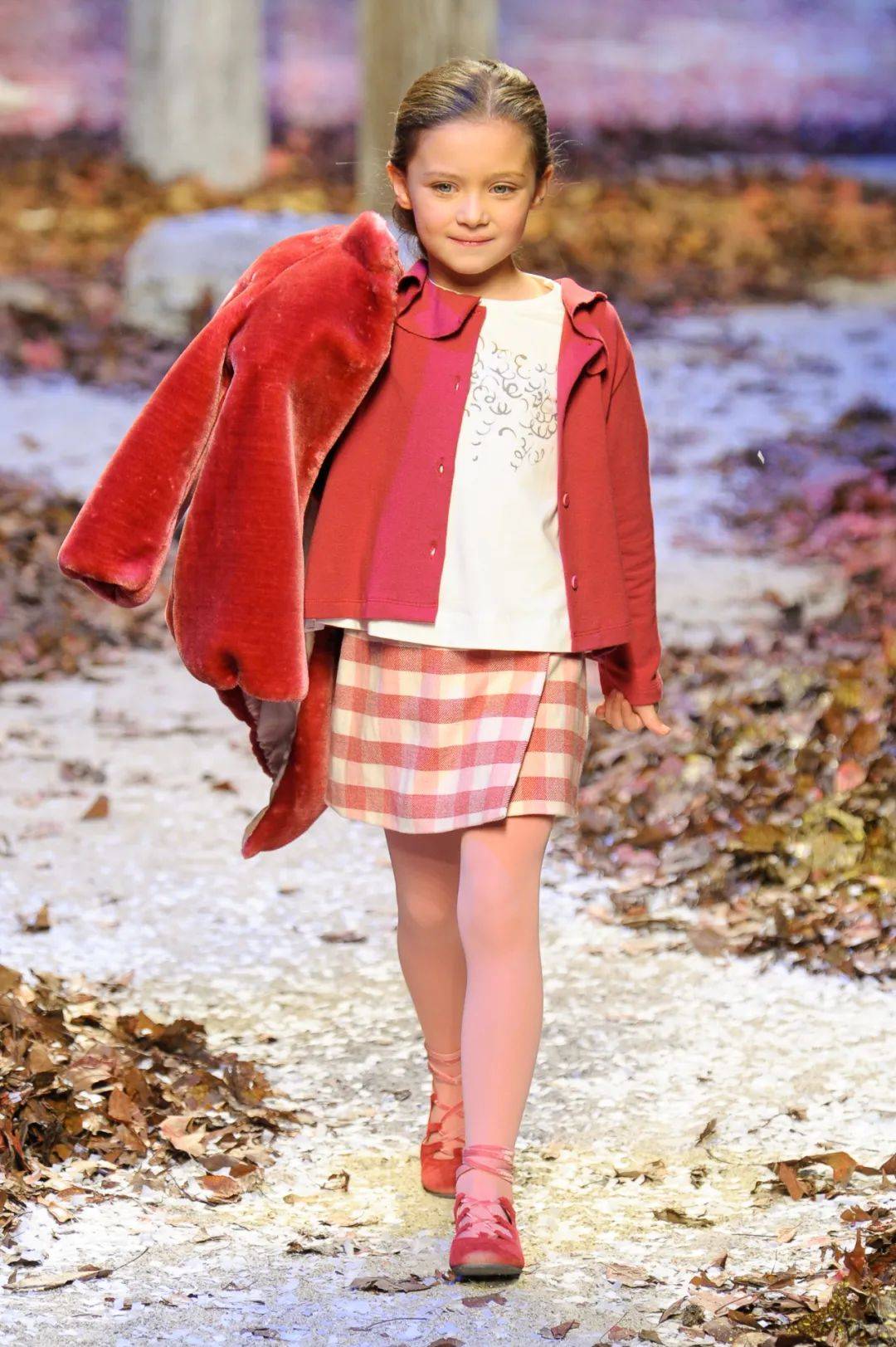 牛年最美童装搭配看看这些小童星都怎么穿