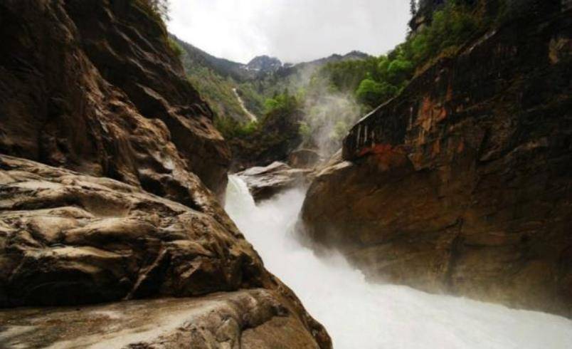 中国最壮丽的6个瀑布，第一个很少人知道，第六个知名度高