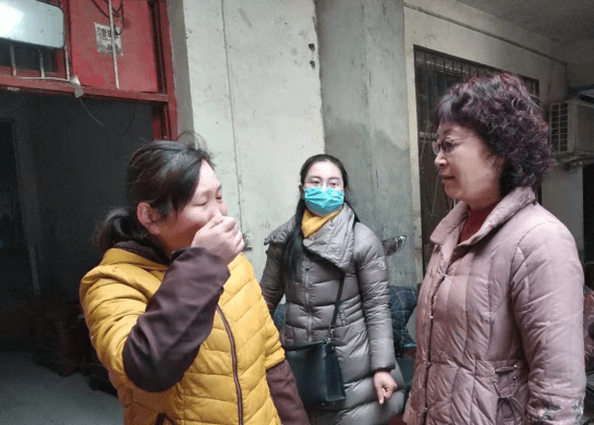 南阳市退役军人服务中心慰问组一行来到卧龙区七里园乡和石桥镇,为