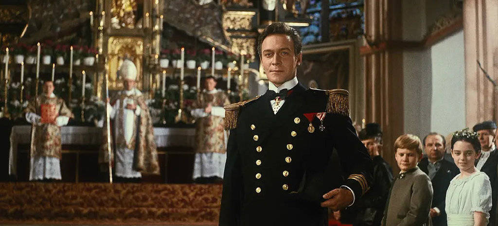 《音乐之声》男主克里斯托弗-普卢默去世 享年91岁