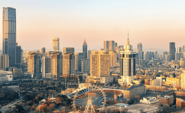 大连哪年GDP高_2020年大连地铁规划图(3)