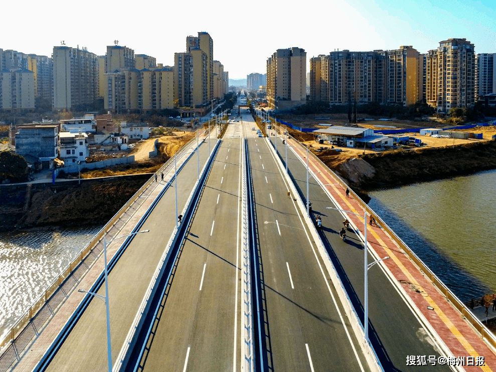 一城崛起未来可期兴宁市近三年投入超20亿元撬动新城区发展