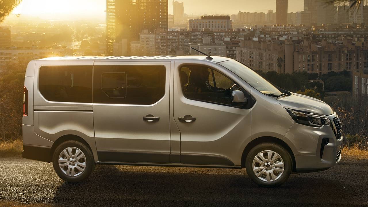 造型家族化内饰全面更新新款日产nv300官图发布