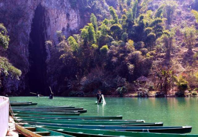 国内最纯净的村庄，出入需通过天然岩洞划船，18年前才被发现