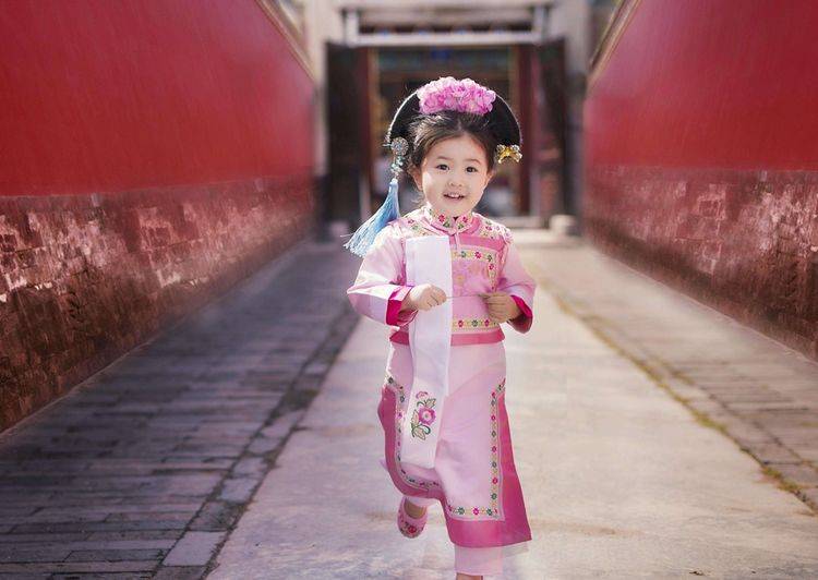 她是乾隆最小的女儿,为何会让乾隆说出"传位于她"的话? | 微头条